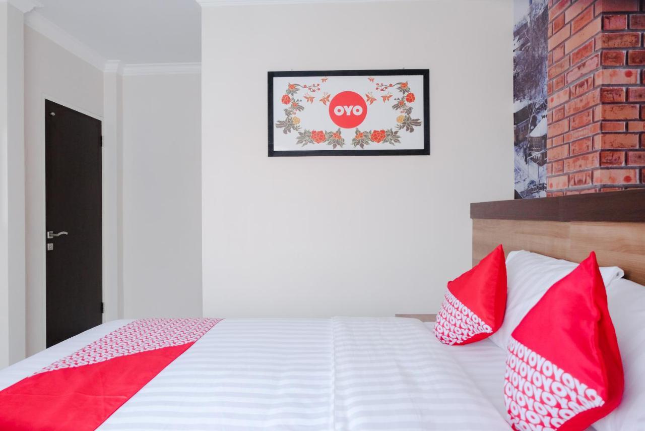 Noura Guest House Syariah Malang Ngoại thất bức ảnh