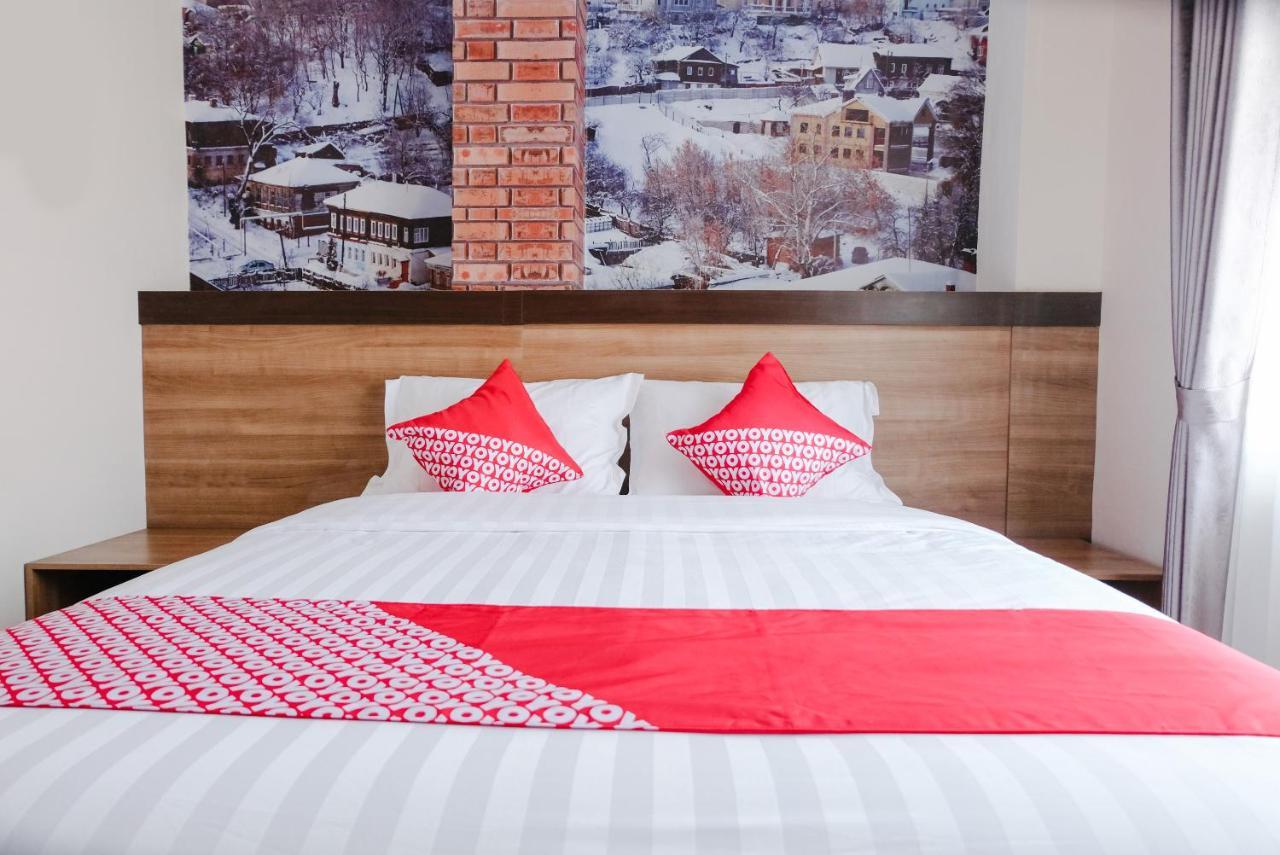 Noura Guest House Syariah Malang Ngoại thất bức ảnh