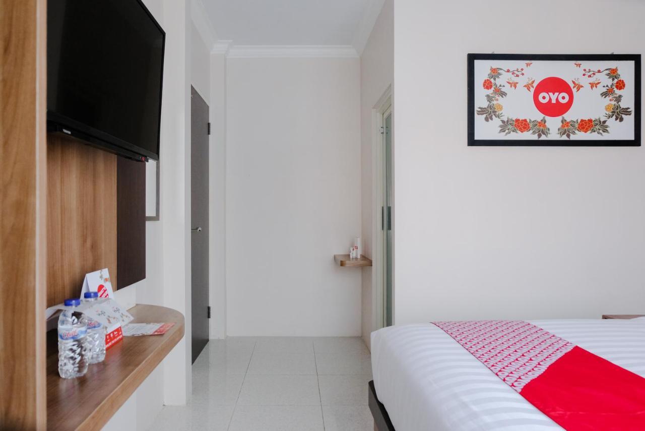 Noura Guest House Syariah Malang Ngoại thất bức ảnh