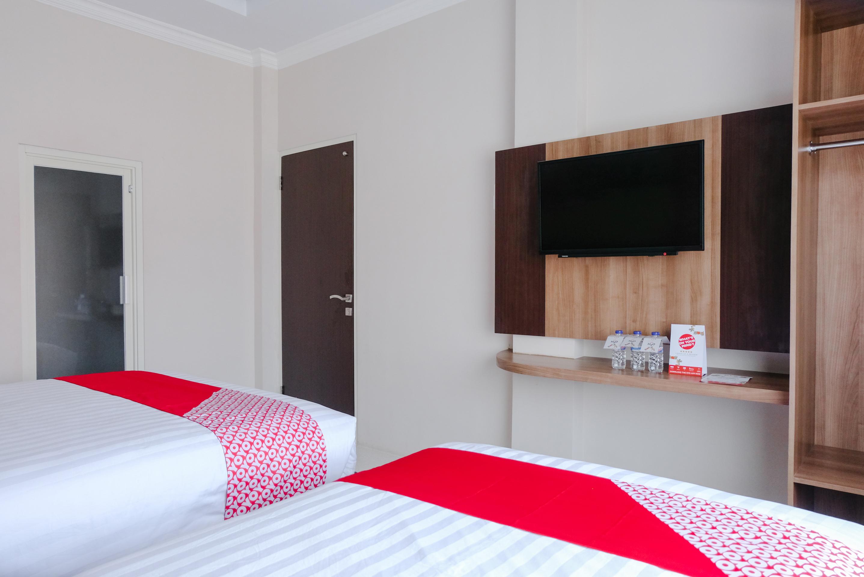Noura Guest House Syariah Malang Ngoại thất bức ảnh