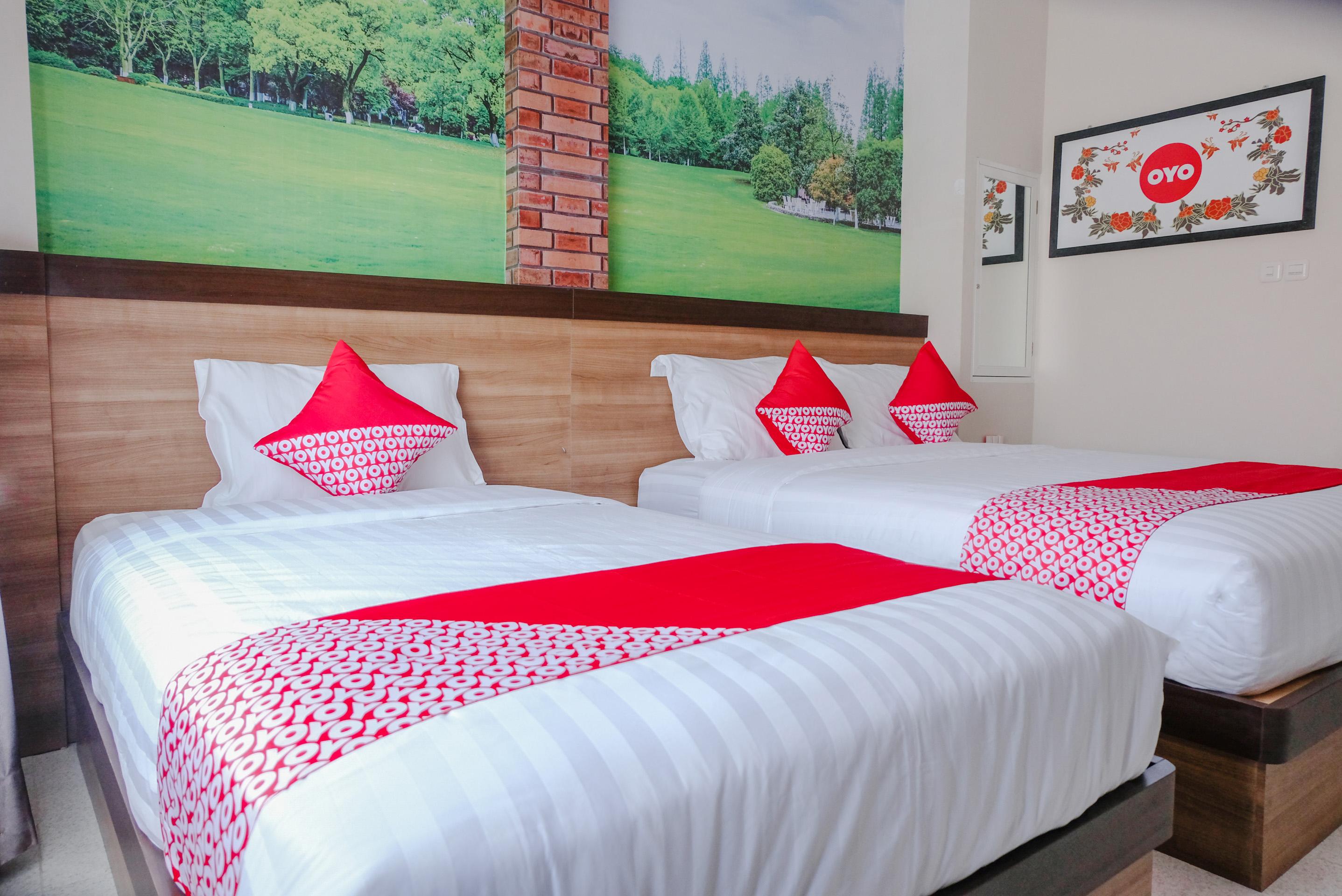 Noura Guest House Syariah Malang Ngoại thất bức ảnh