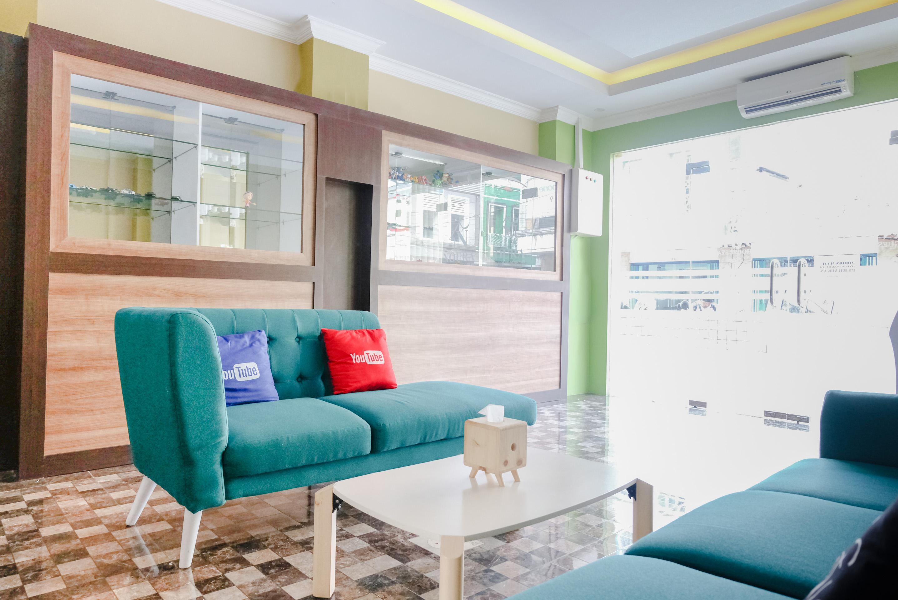 Noura Guest House Syariah Malang Ngoại thất bức ảnh