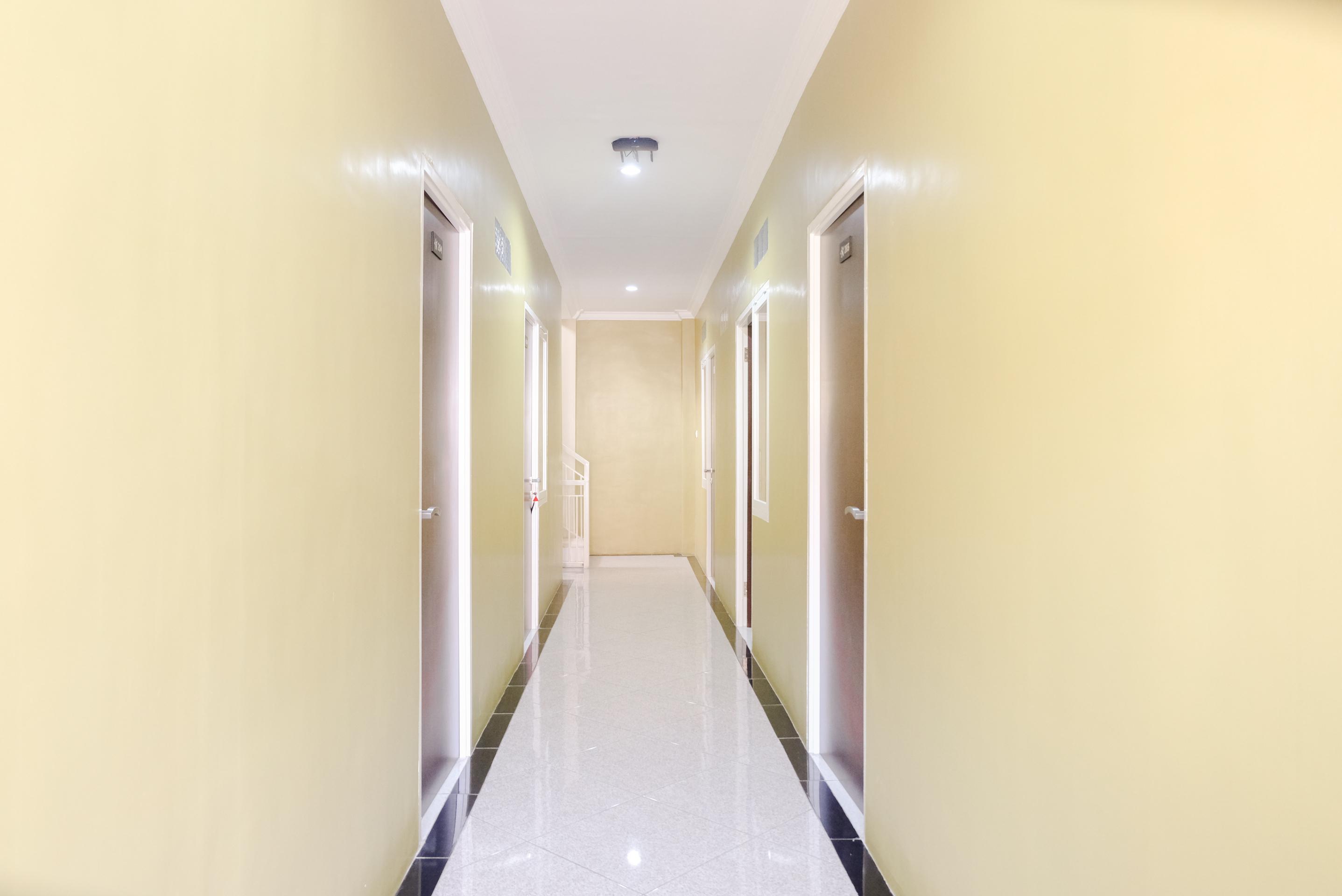 Noura Guest House Syariah Malang Ngoại thất bức ảnh