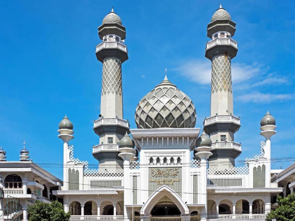 Noura Guest House Syariah Malang Ngoại thất bức ảnh