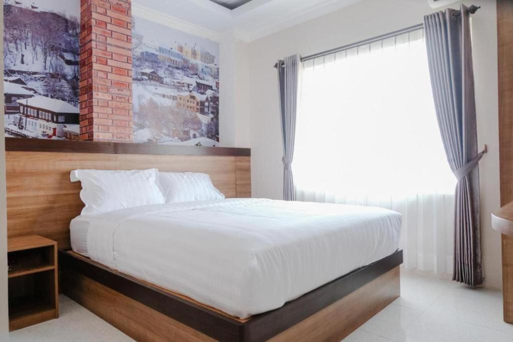Noura Guest House Syariah Malang Ngoại thất bức ảnh