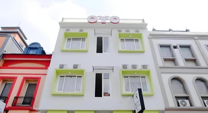 Noura Guest House Syariah Malang Ngoại thất bức ảnh