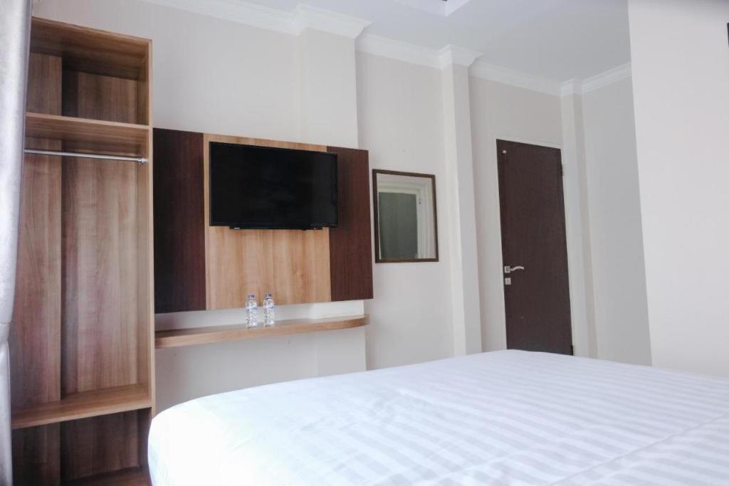 Noura Guest House Syariah Malang Ngoại thất bức ảnh