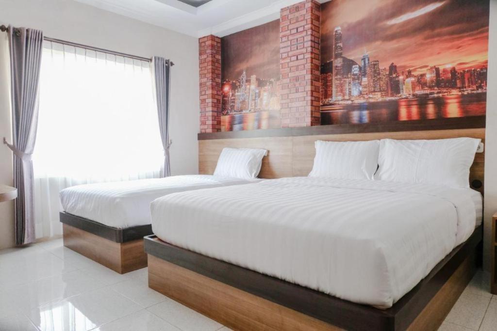 Noura Guest House Syariah Malang Ngoại thất bức ảnh