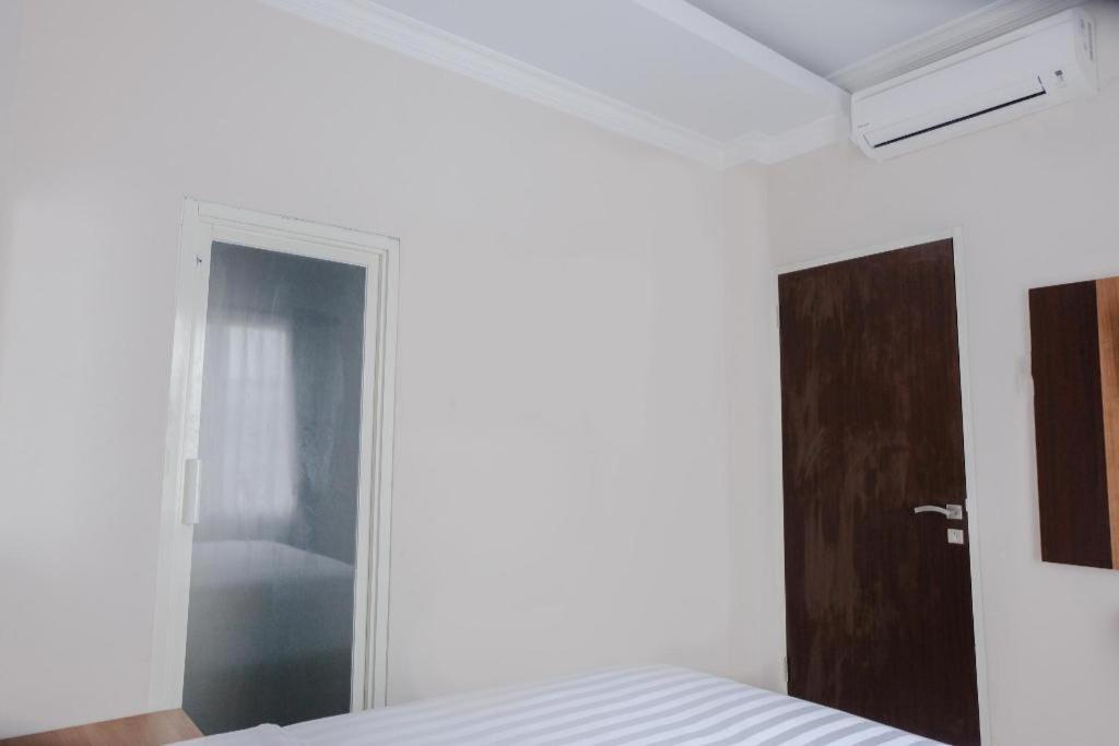 Noura Guest House Syariah Malang Ngoại thất bức ảnh